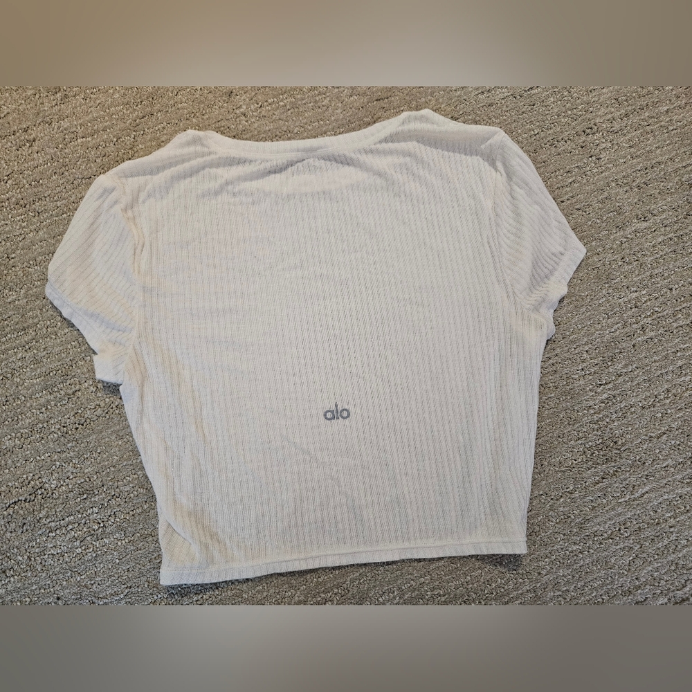 ALO Yoga White Ribbed Top